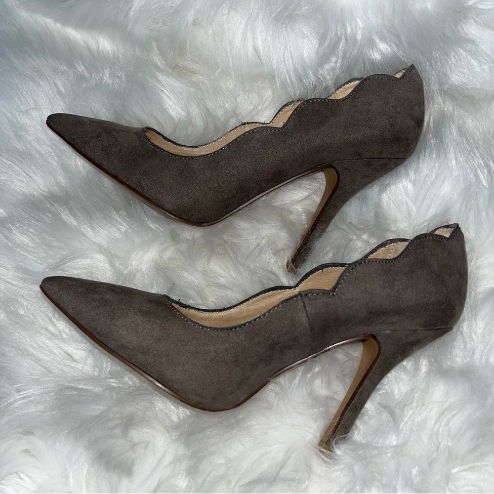 Chinese Laundry Savvy Suede Pointed Toe Pumps | Parisian Chic Heels - Picture 7 of 10